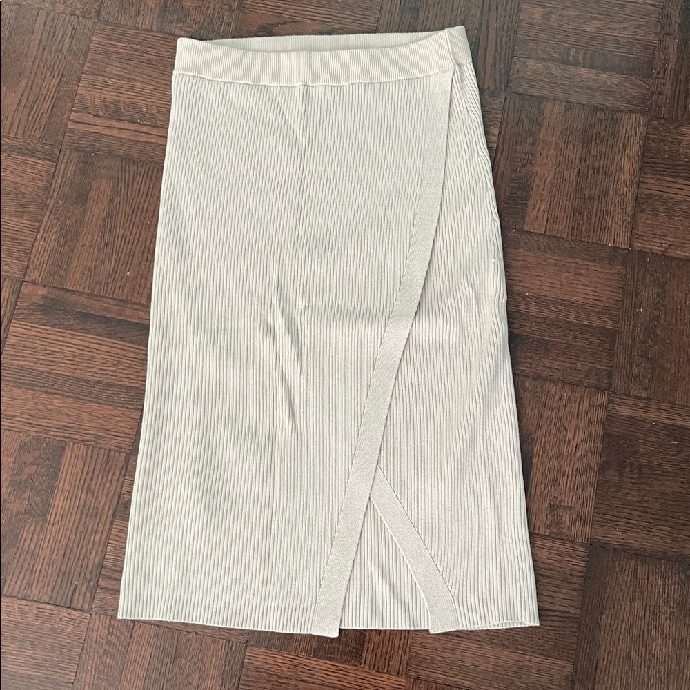 Abercrombie & Fitch Ribbed Skirt in Beige